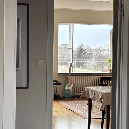 Cosy Rvk With Great View Of Laugardalur Apartment Reykjavik